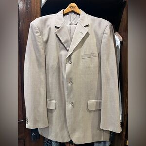 Sergio Dandalero men’s suit 42R pants 36 x 32 tan worn only once